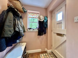Entrance Porch- click for photo gallery